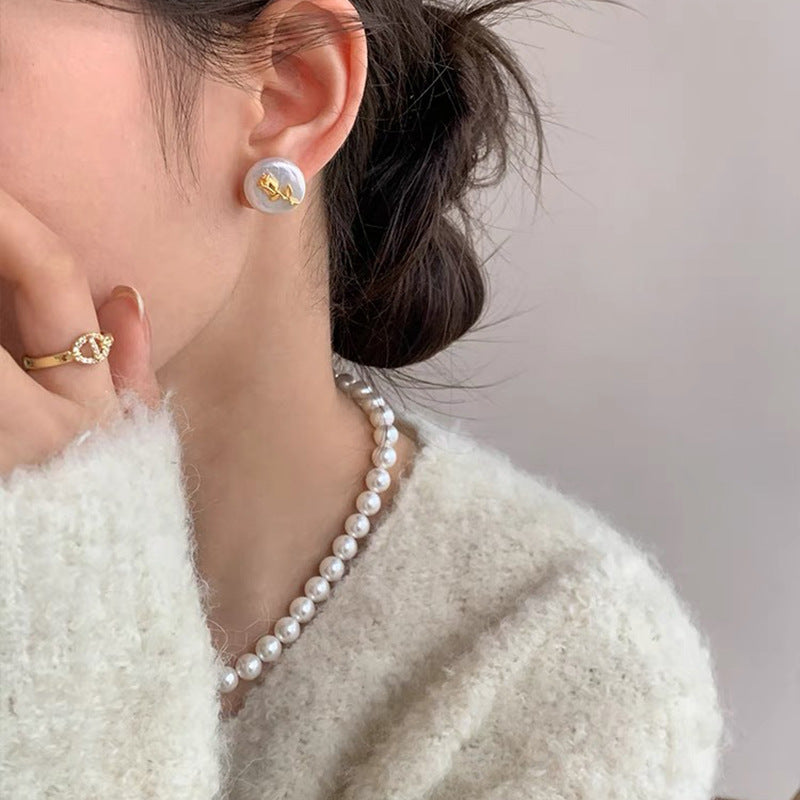 Button Pearl Studs