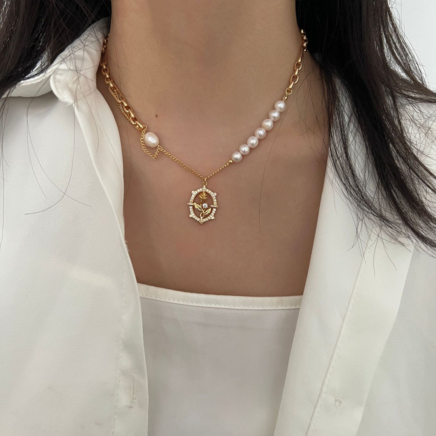Freshwater Pearl Gold Tulip Necklace