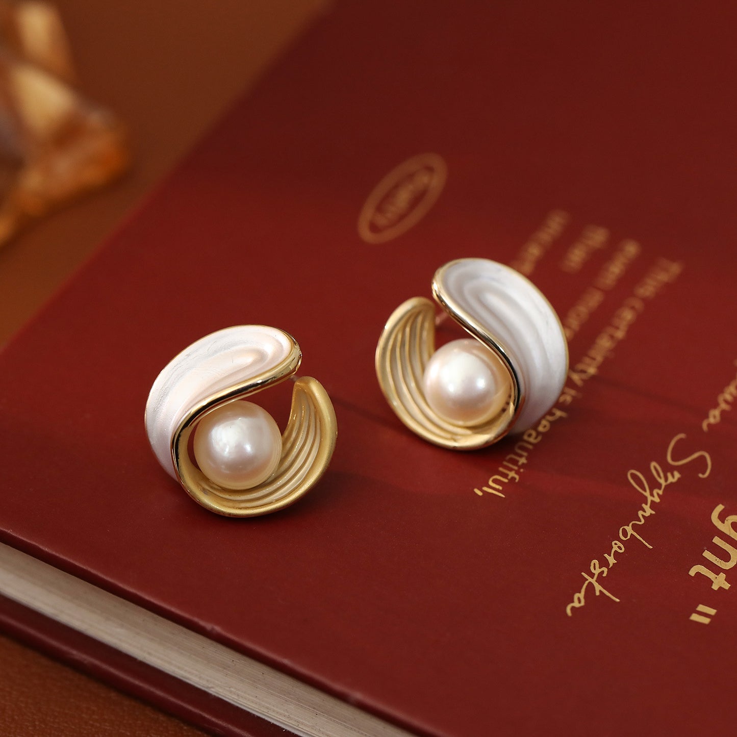 Morandi Pearl Studs