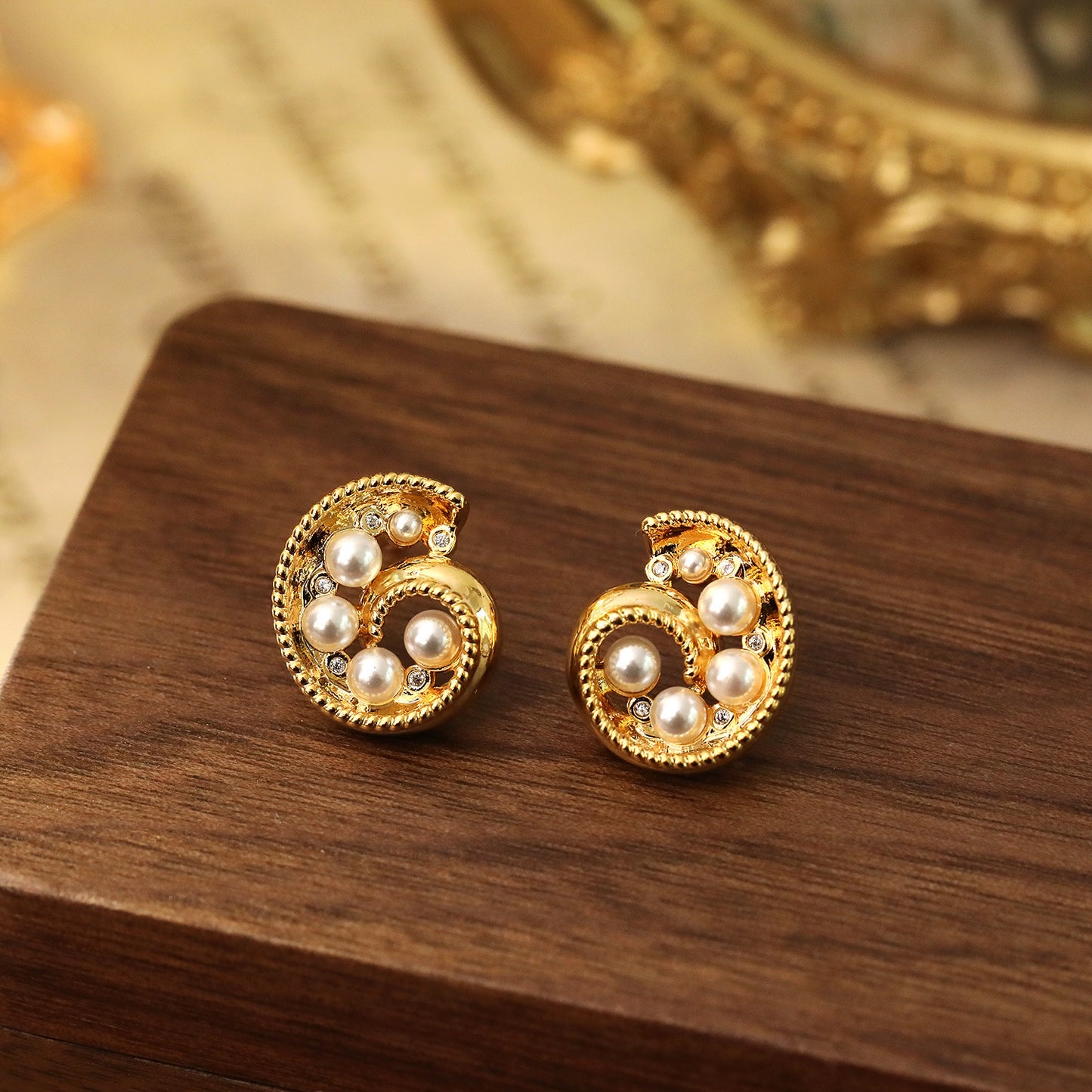 Golden Snail Studs