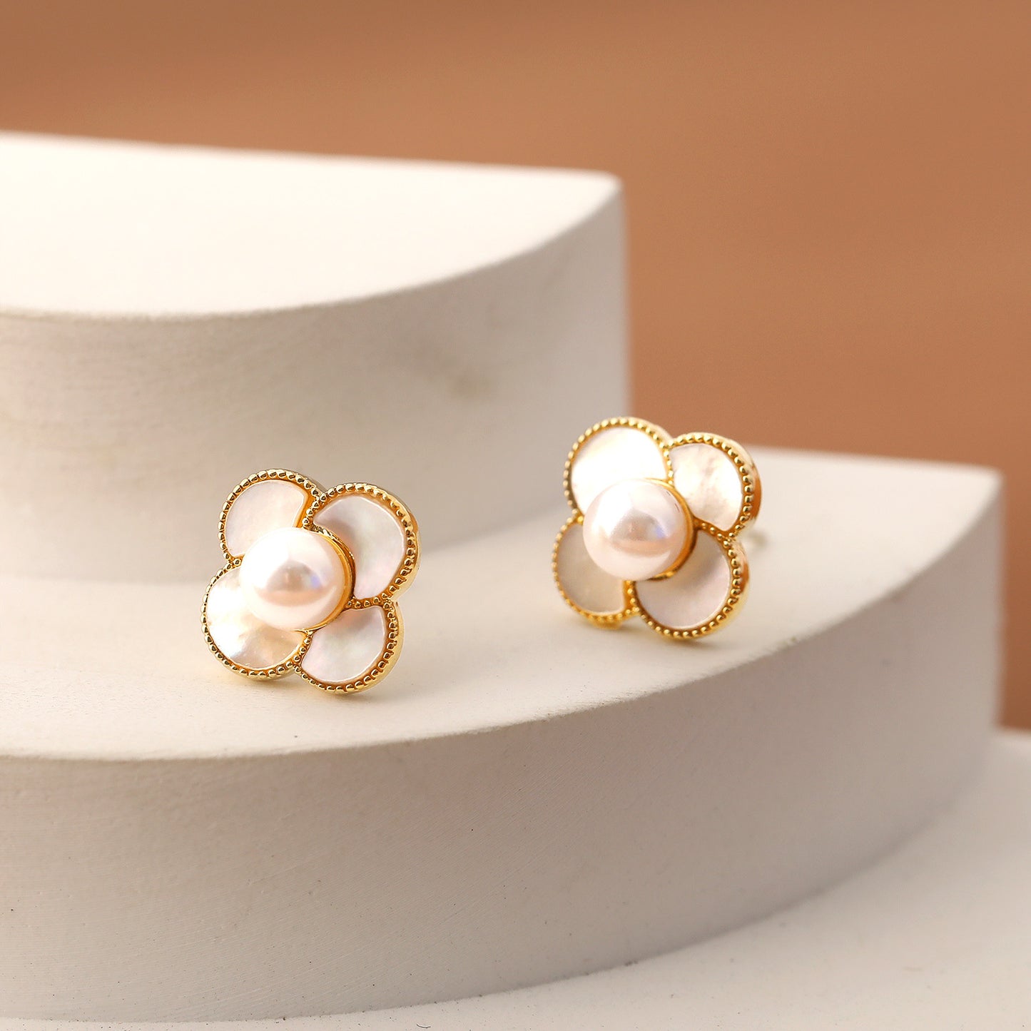 Clover Pearl Studs