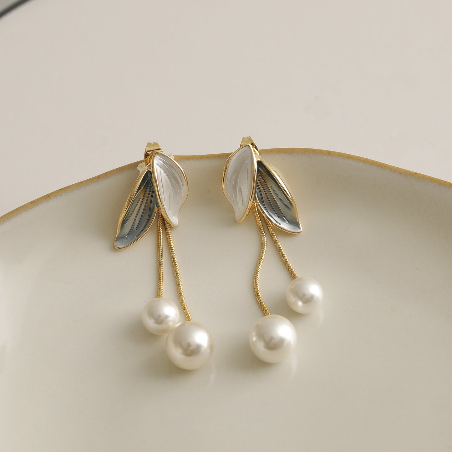Morandi Leaf Tassel Earrings