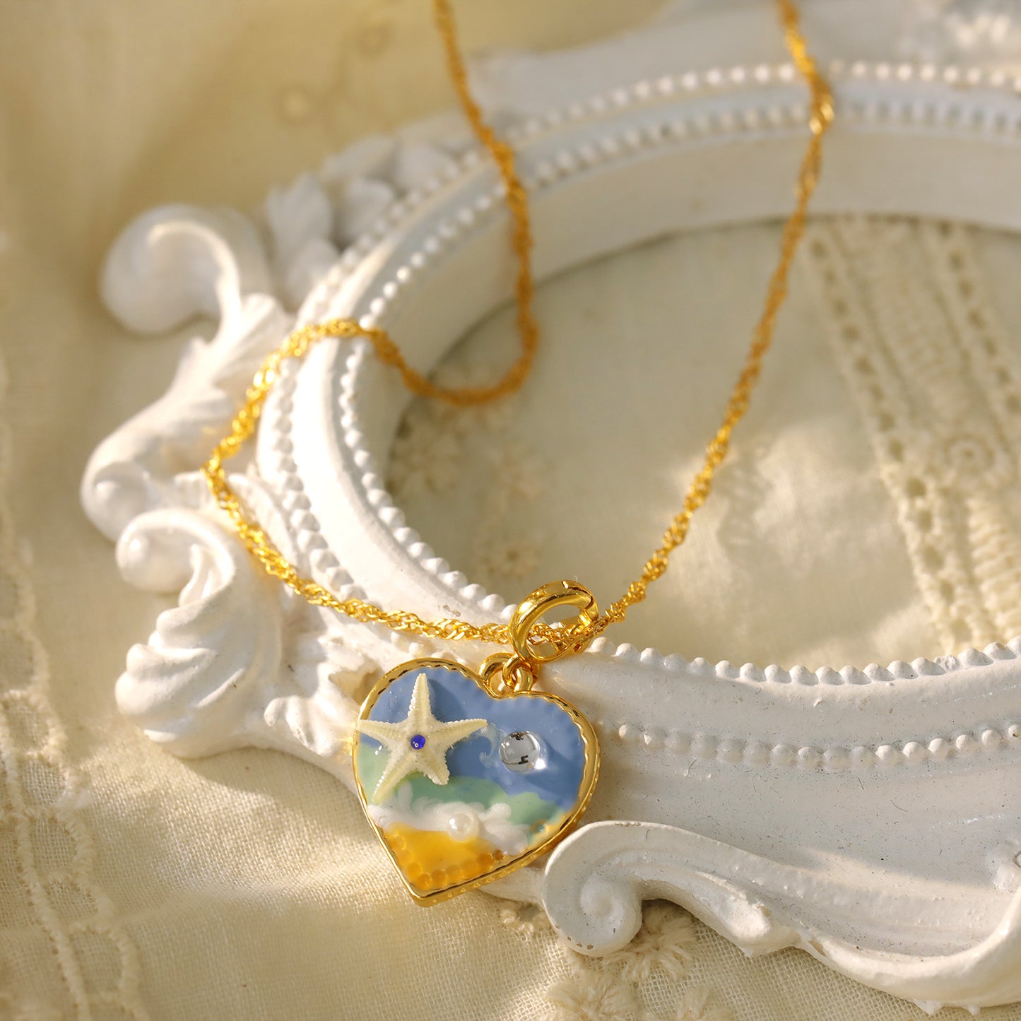 Starfish Heart-shaped Necklace