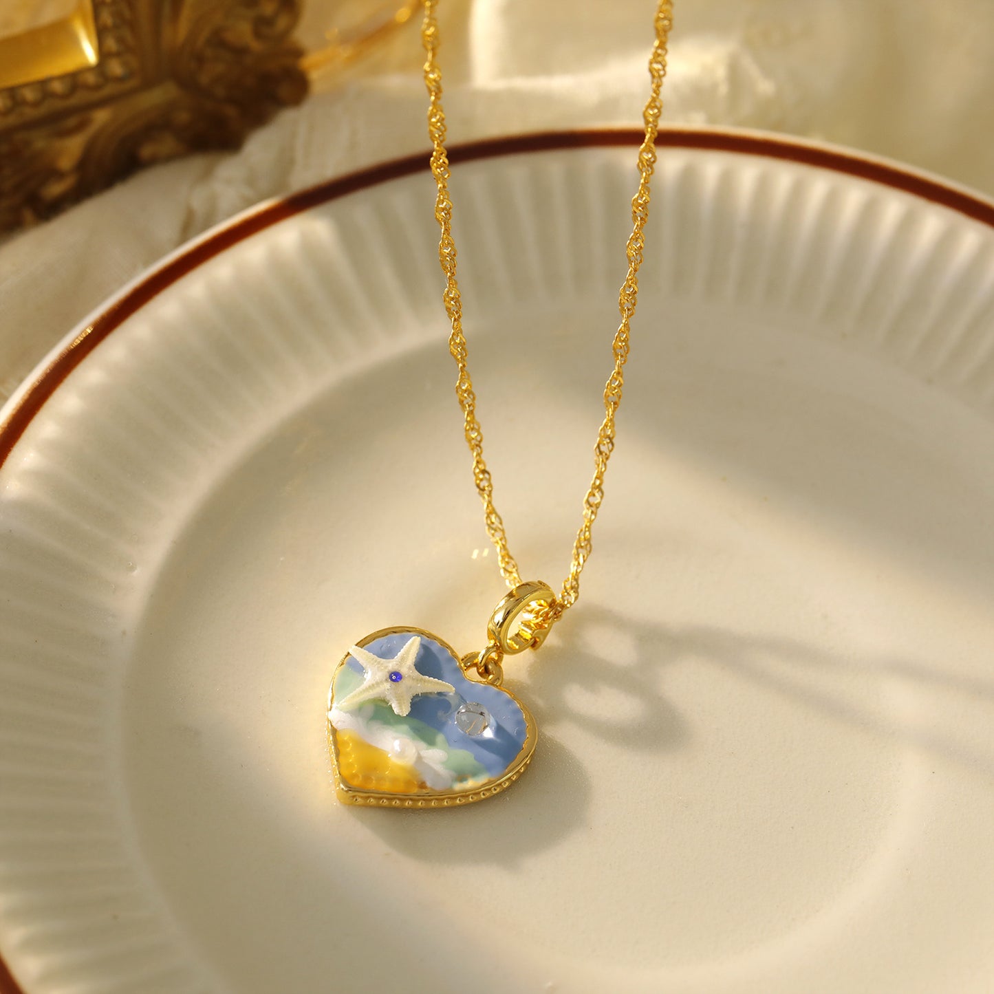 Starfish Heart-shaped Necklace