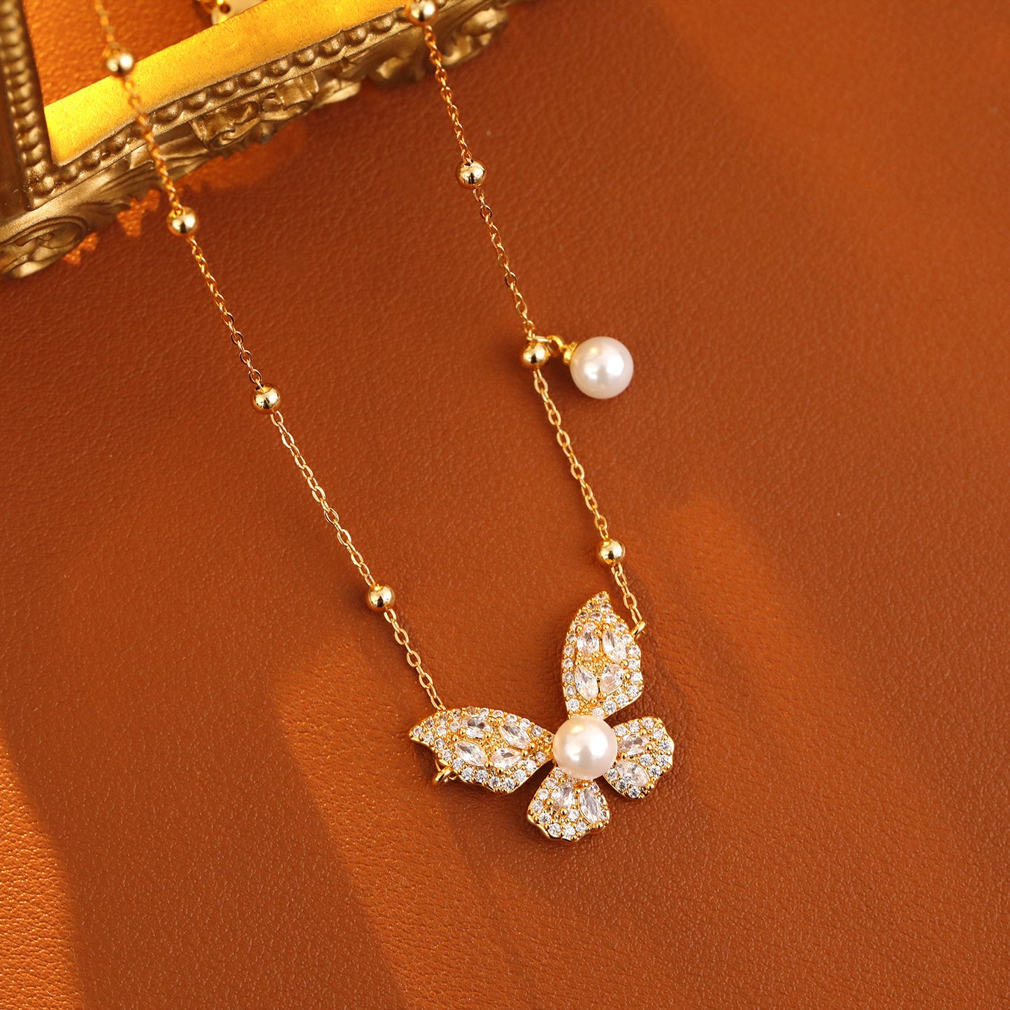 Sparkling Butterfly Pearl Necklace