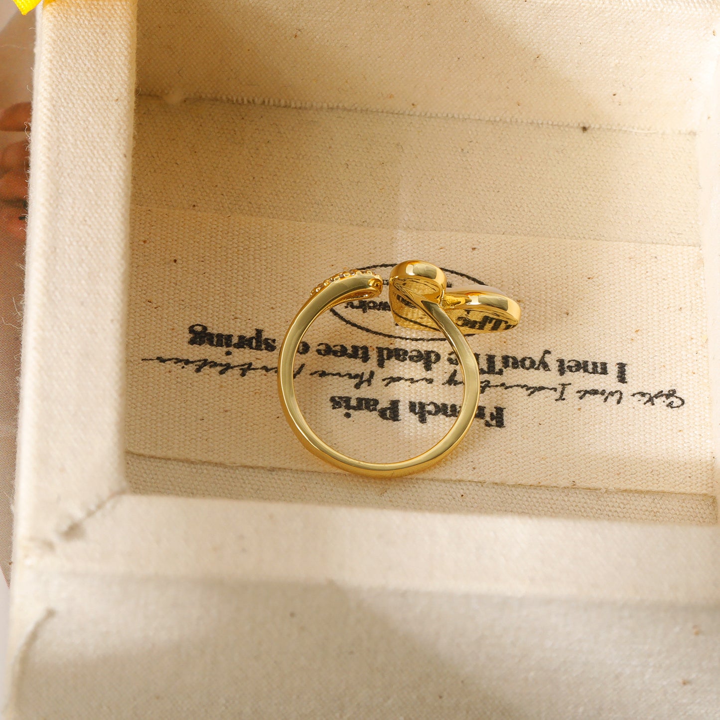 Heart Shell Ring