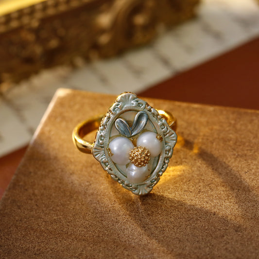 Baroque Fleur Pearl Ring