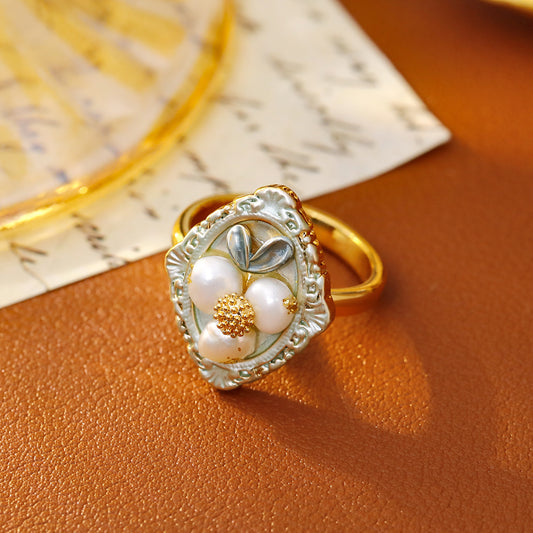 Baroque Fleur Pearl Ring